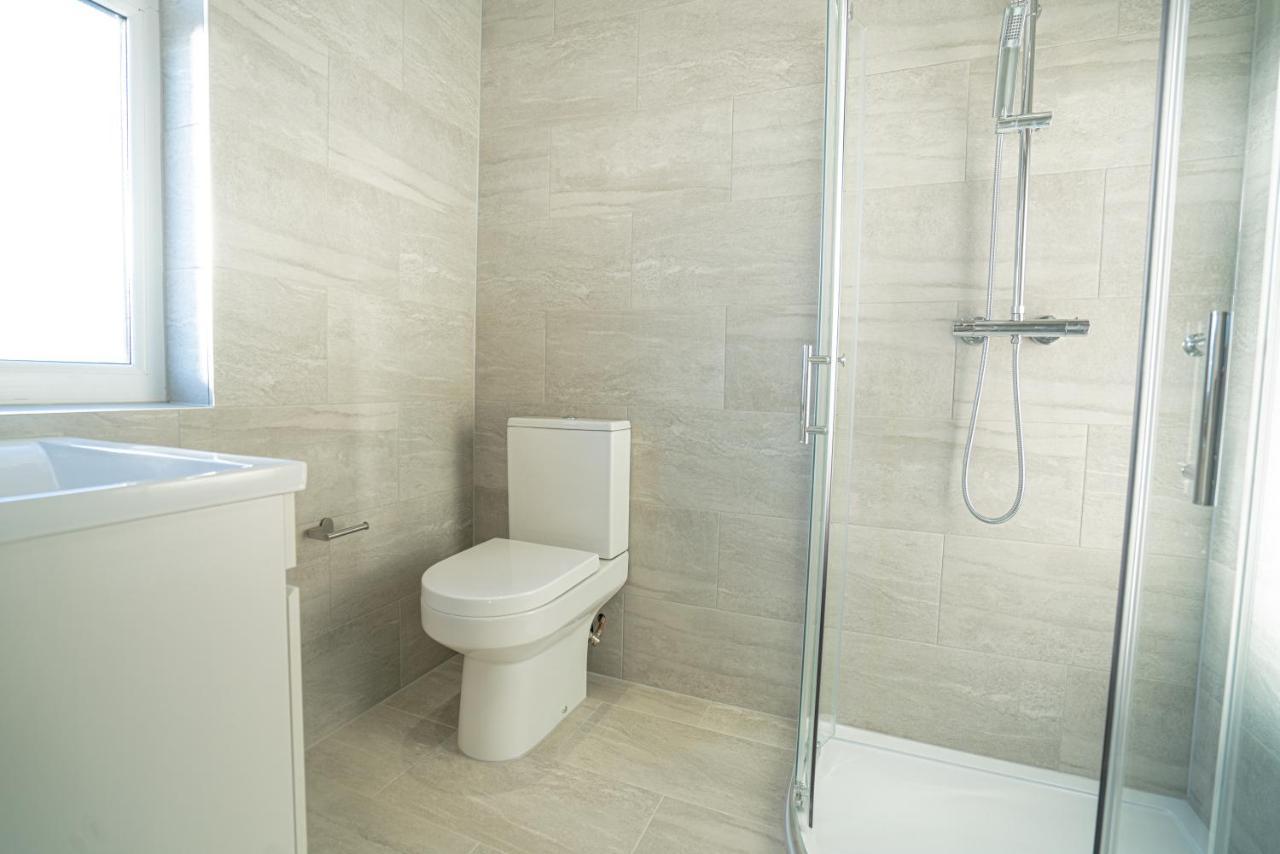Newly Refurbished Modern 4 Bed Detached House ! Villa Oxford Luaran gambar